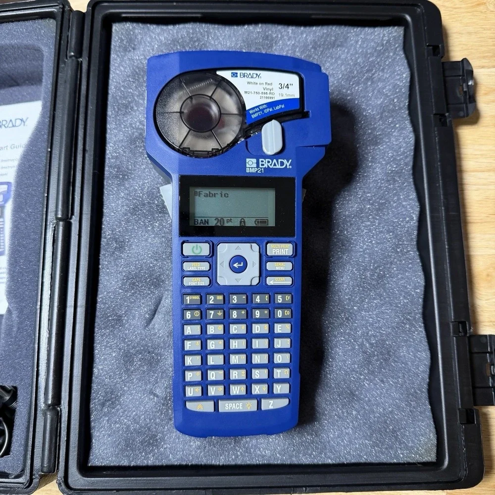 Brady BMP21 Handheld Label Printer Battery & AC/DC Power W Case